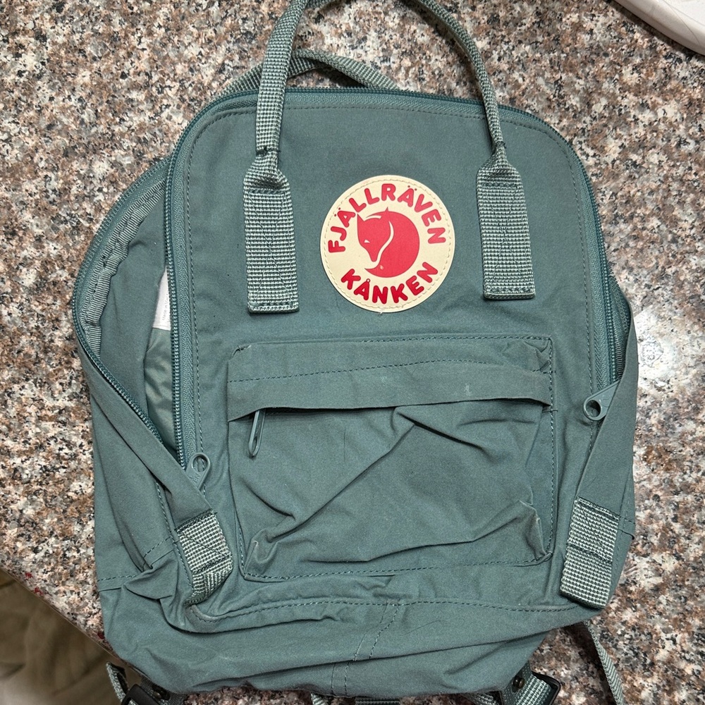 Fjallraven Kånken mini Green Backpack